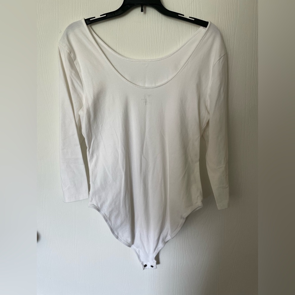 GAP Gray and White Bodysuits - Picture 6 of 6